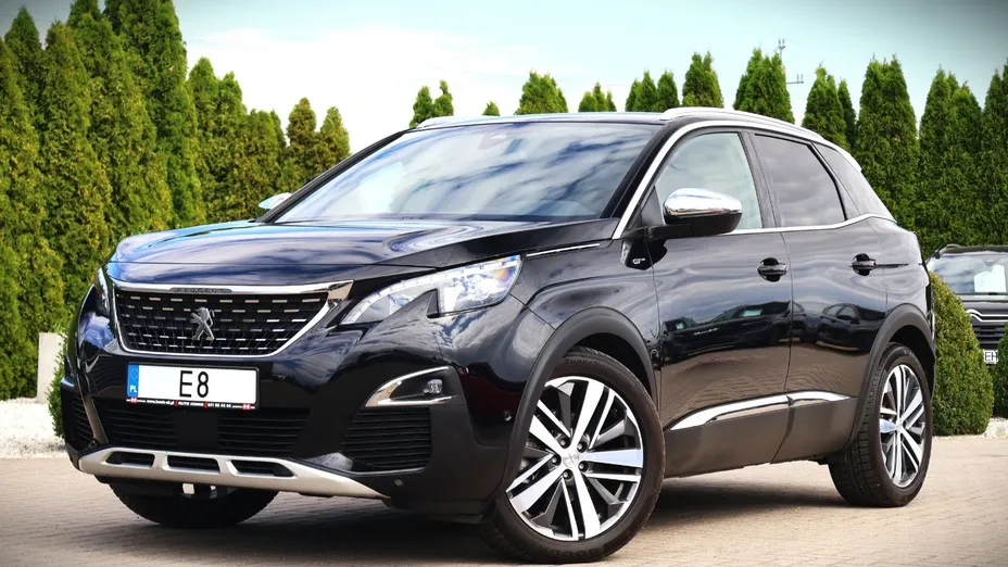 PEUGEOT 3008 -