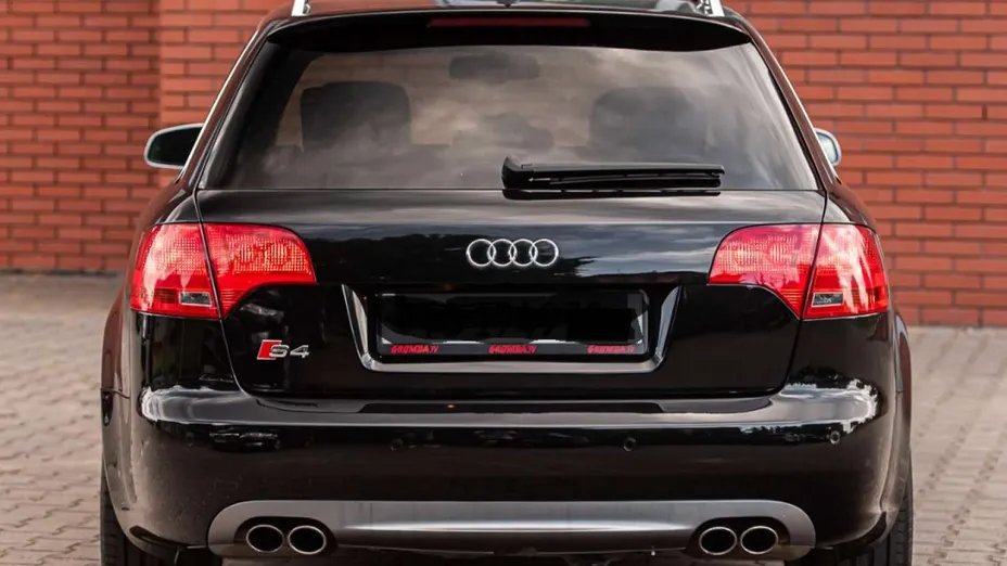 AUDI S4 Avant -