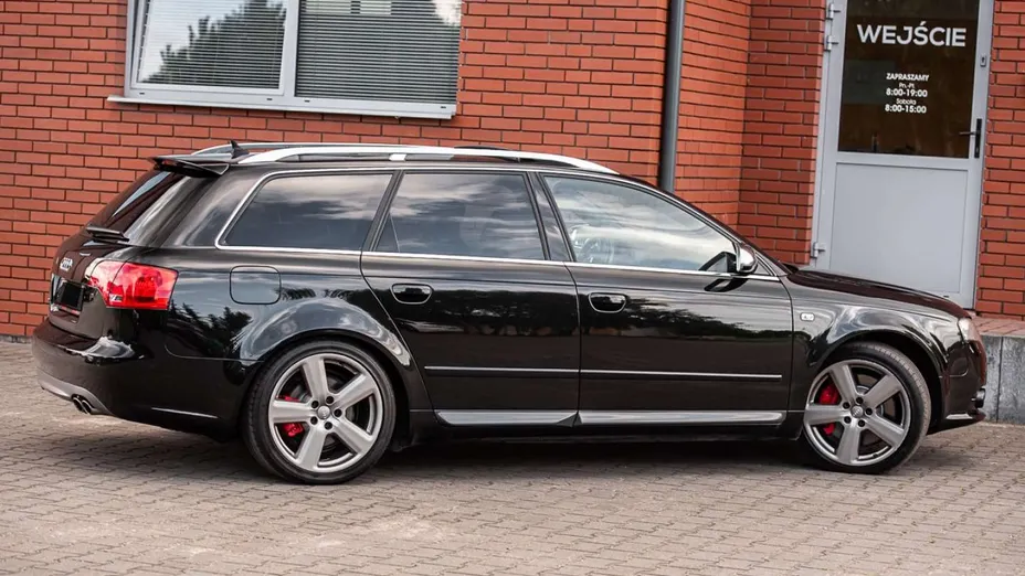 AUDI S4 Avant -