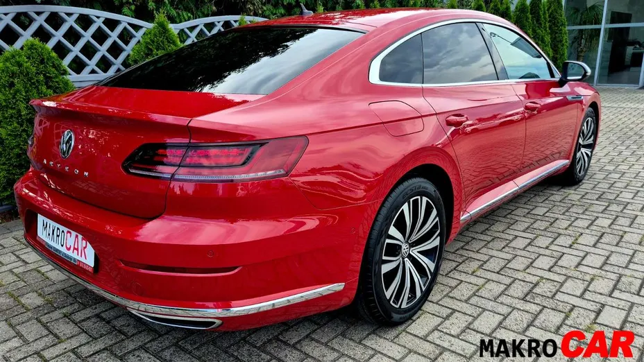 VOLKSWAGEN Arteon -