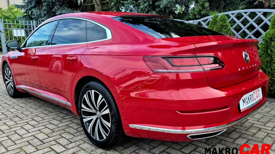 VOLKSWAGEN Arteon -