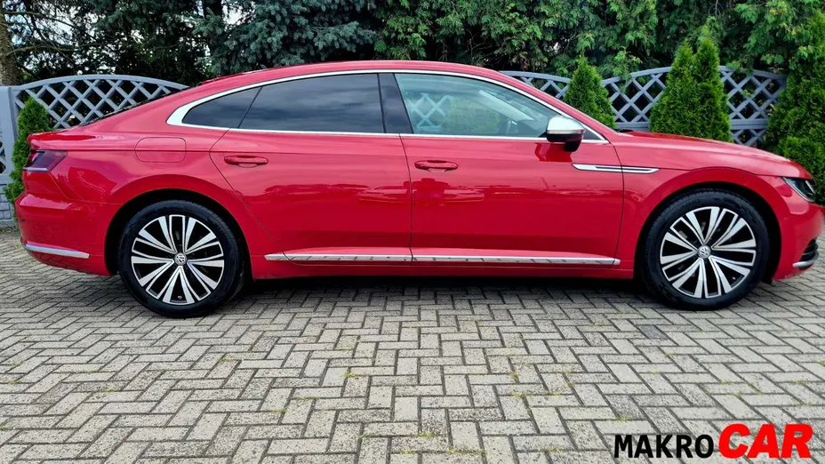 VOLKSWAGEN Arteon -