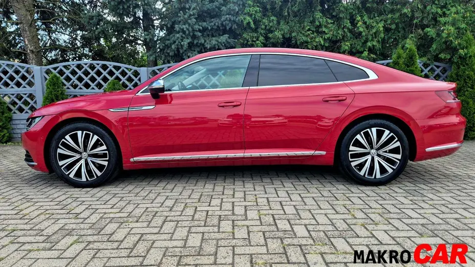 VOLKSWAGEN Arteon -
