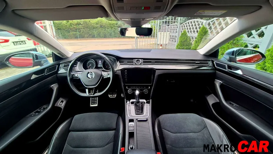 VOLKSWAGEN Arteon -