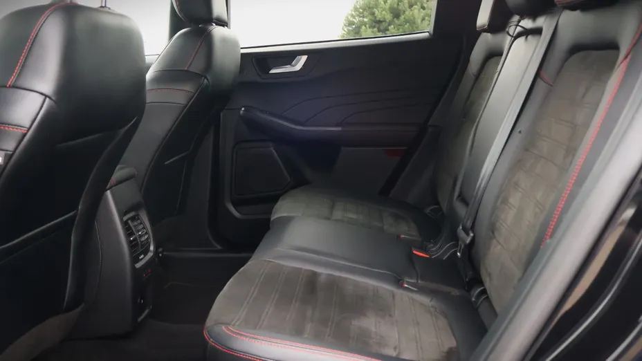 FORD Kuga -