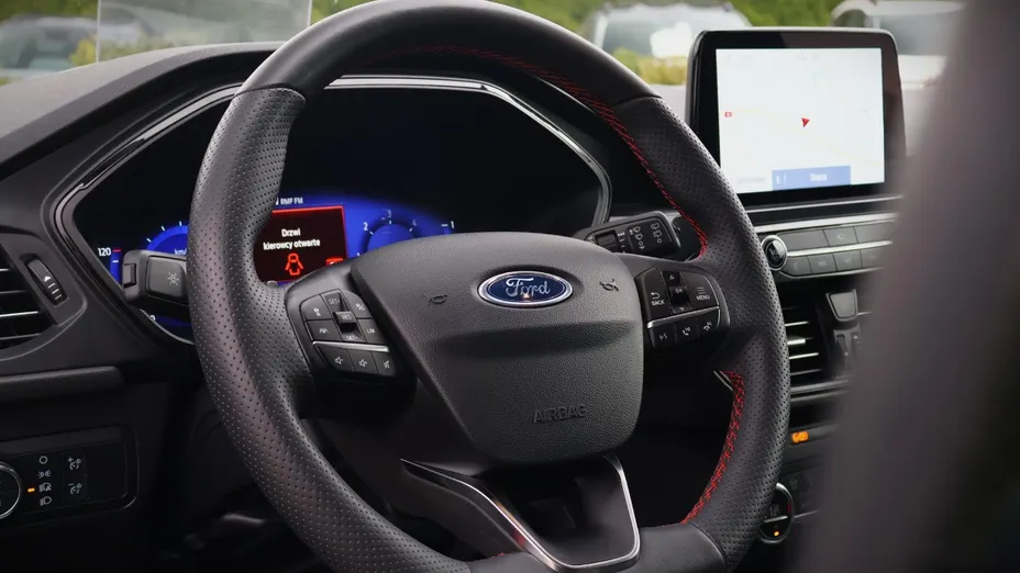 FORD Kuga -