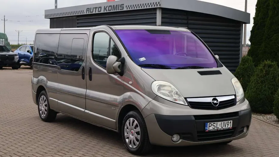 OPEL Vivaro -