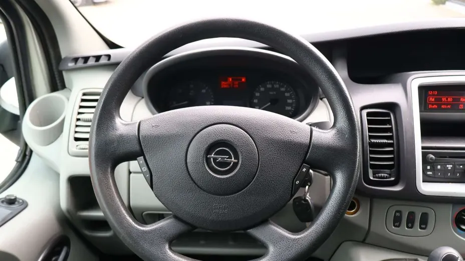 OPEL Vivaro -