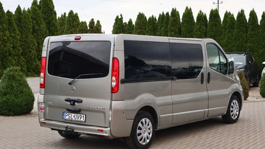 OPEL Vivaro -