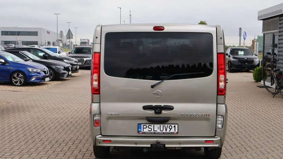 OPEL Vivaro -