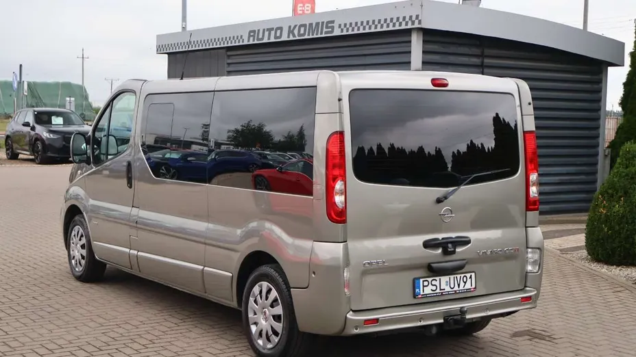 OPEL Vivaro -