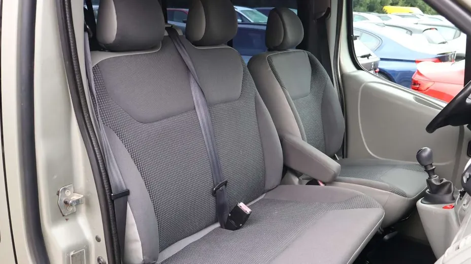 OPEL Vivaro -