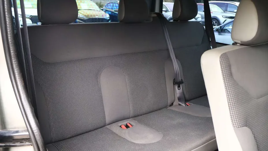 OPEL Vivaro -