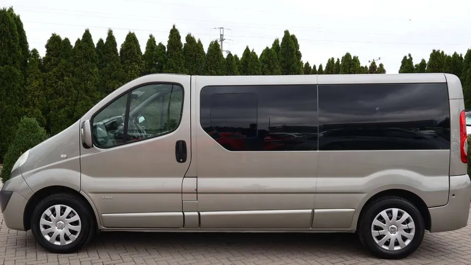OPEL Vivaro -
