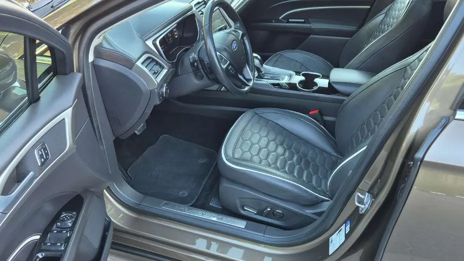 FORD Mondeo -