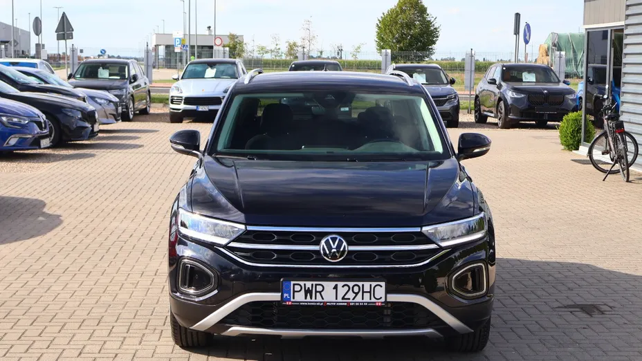 VOLKSWAGEN T-ROC -