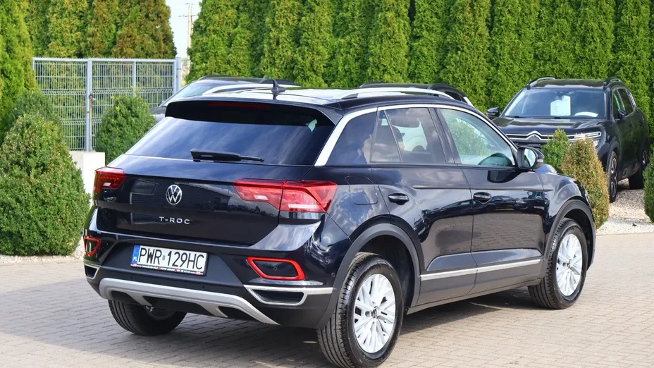 VOLKSWAGEN T-ROC -