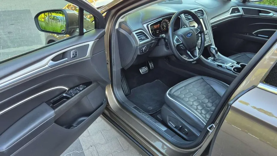 FORD Mondeo -