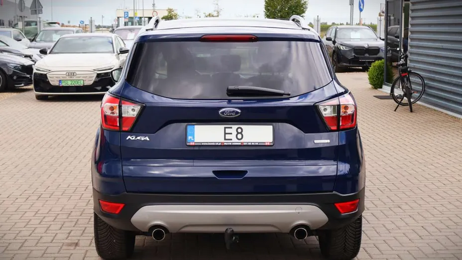 FORD Kuga -
