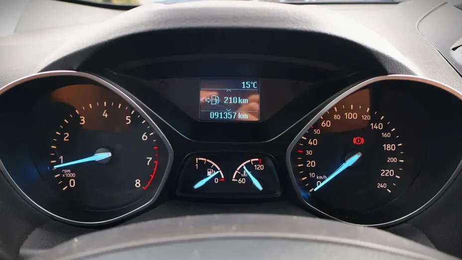 FORD Kuga -