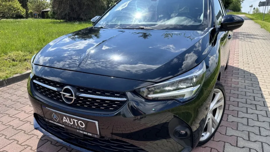 OPEL Corsa -