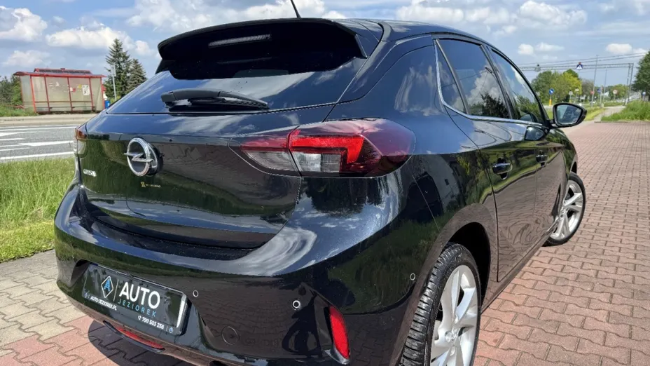 OPEL Corsa -