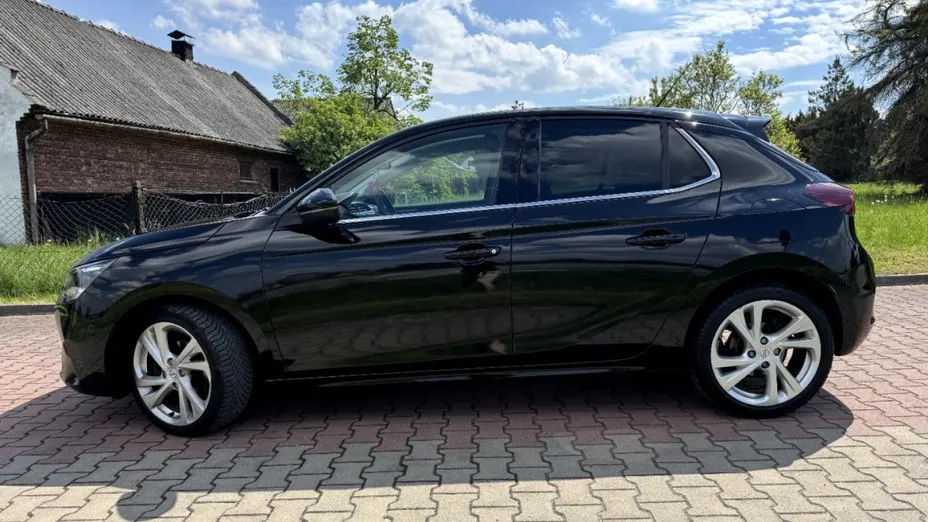 OPEL Corsa -