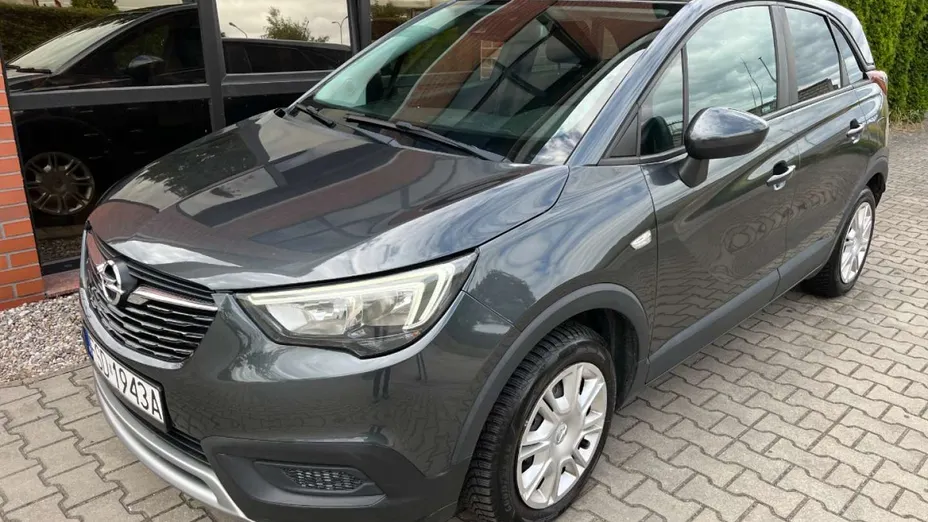 OPEL Crossland X -