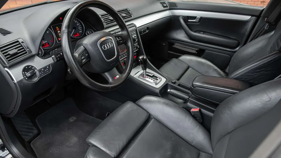 AUDI S4 Avant -