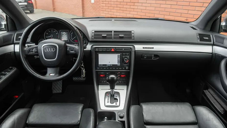 AUDI S4 Avant -