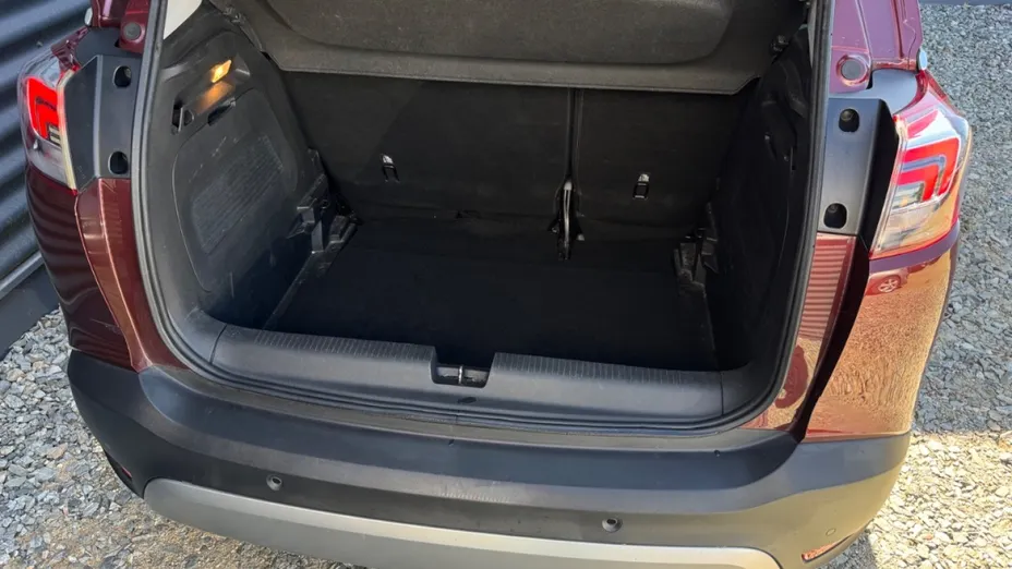 OPEL Crossland X -