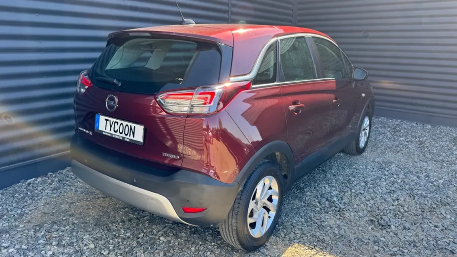 OPEL Crossland X -