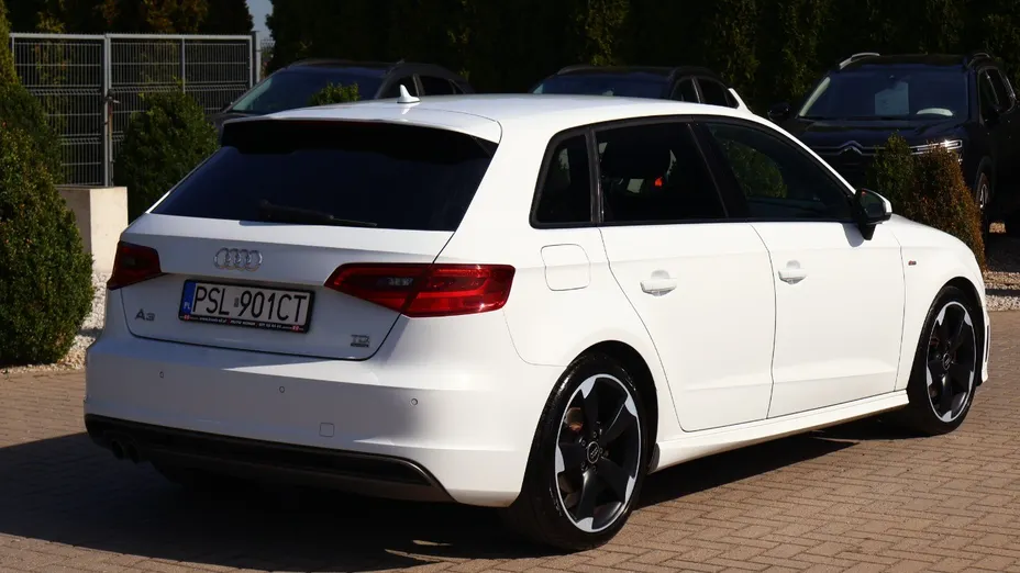 AUDI A3 Sportback -