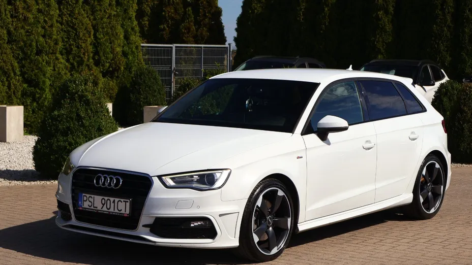 AUDI A3 Sportback -