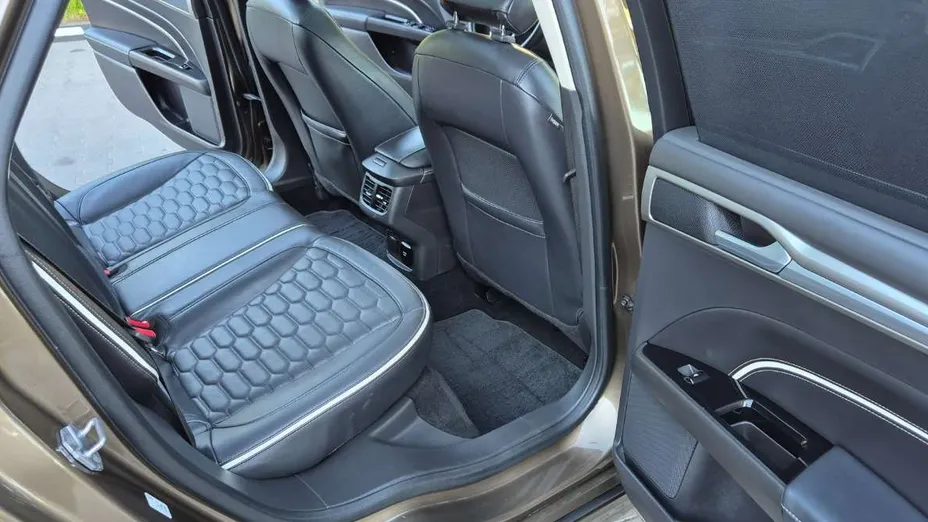 FORD Mondeo -