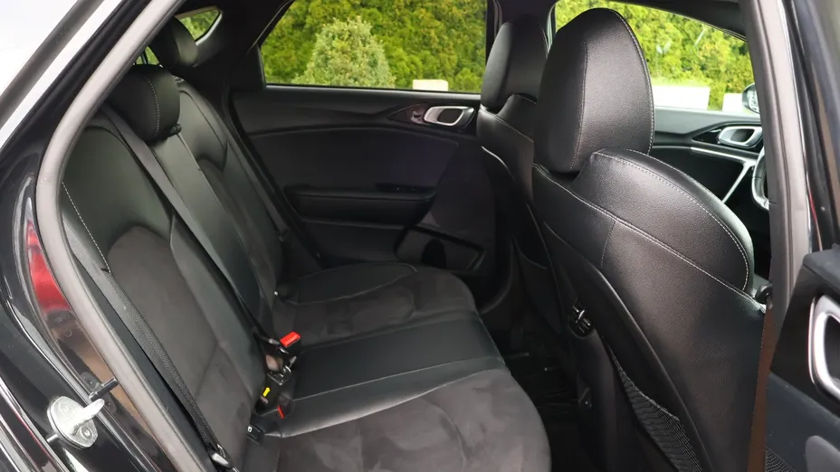 KIA ProCeed -