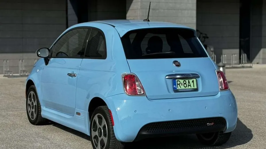 FIAT 500 -
