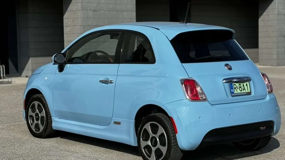 FIAT 500 -