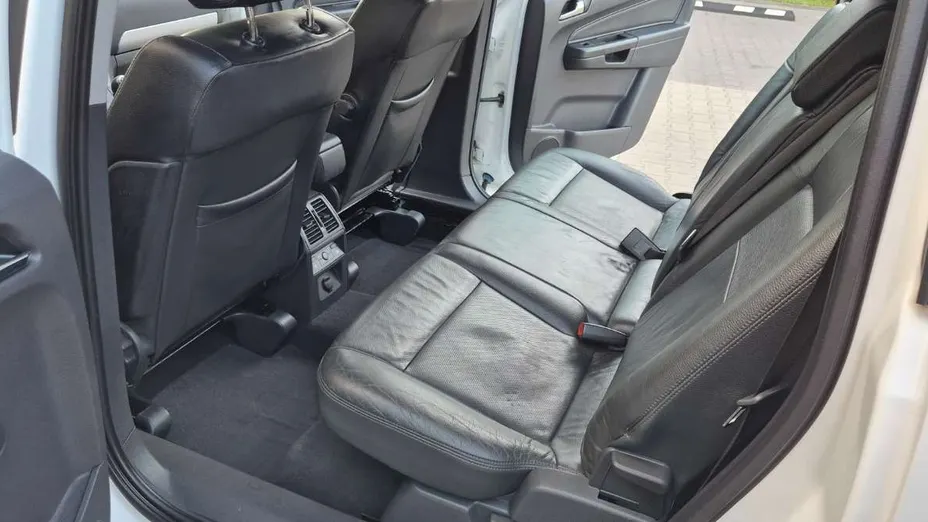 OPEL Zafira -