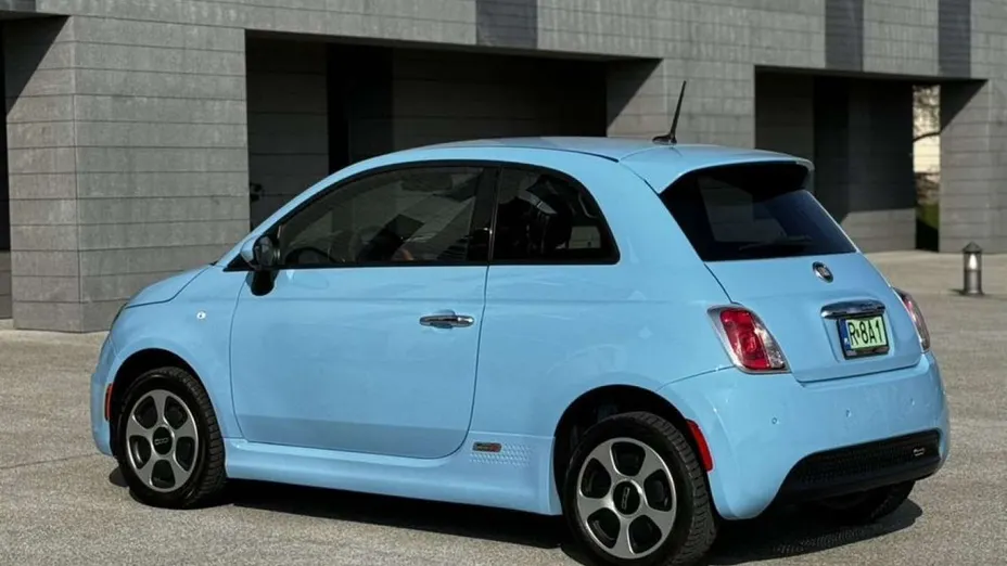FIAT 500 -