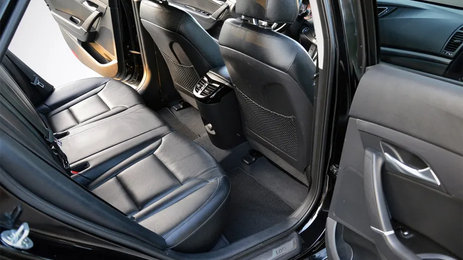 HYUNDAI i40 -