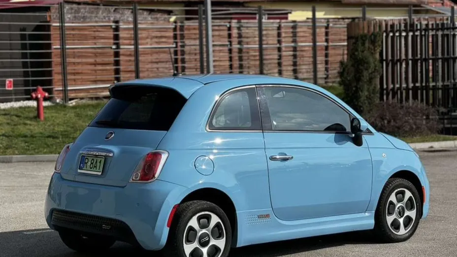 FIAT 500 -
