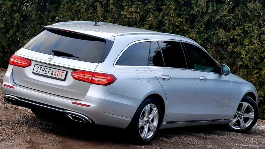 MERCEDES-BENZ E Klasa -
