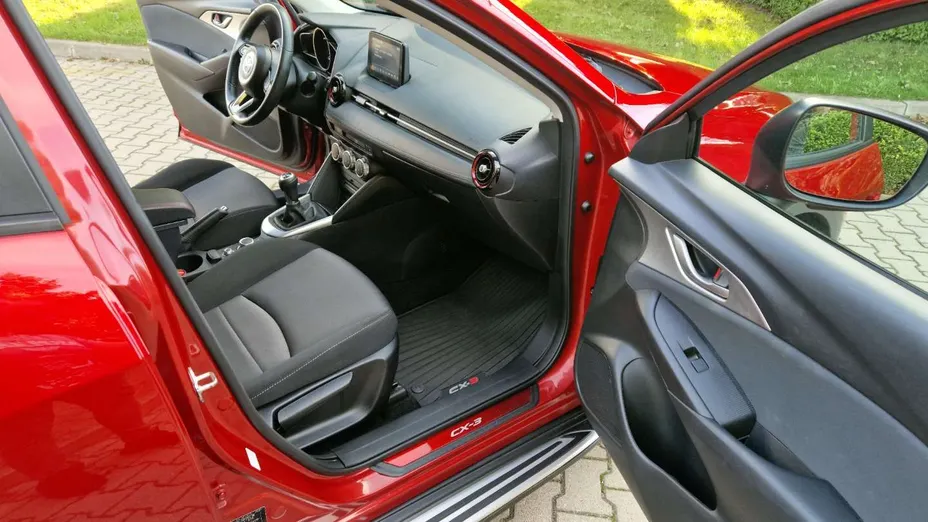 MAZDA CX-3 -