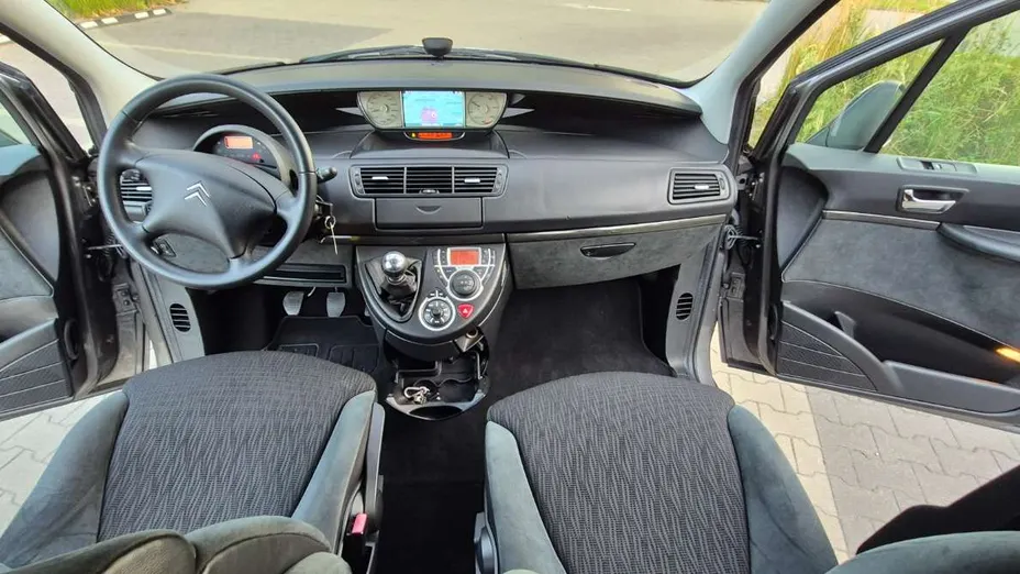 CITROEN C8 -