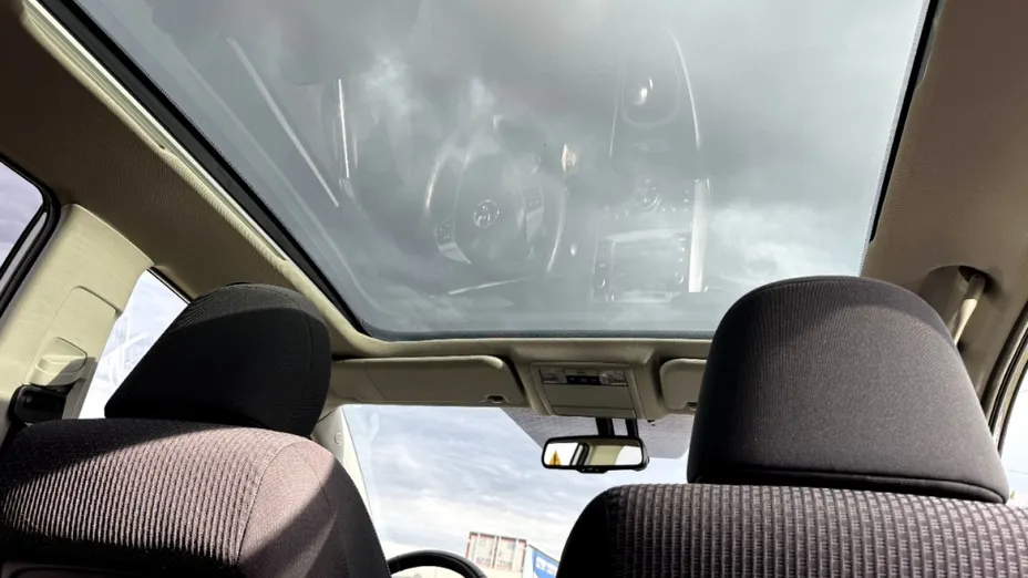 TOYOTA Verso -
