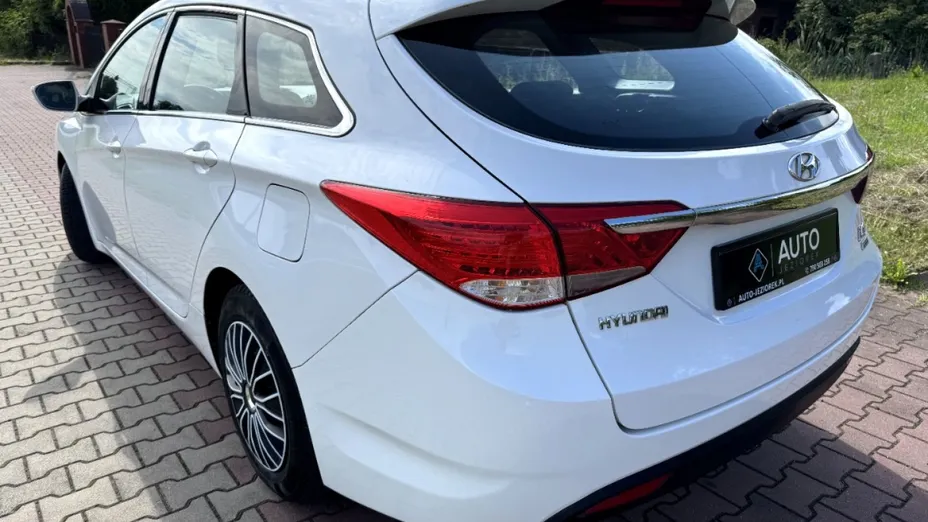 HYUNDAI i40 -