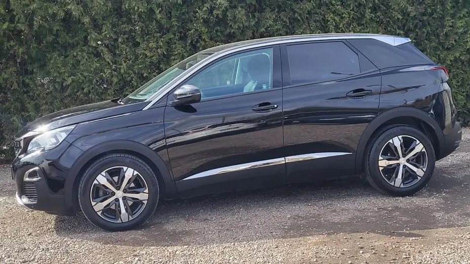 PEUGEOT 3008 -