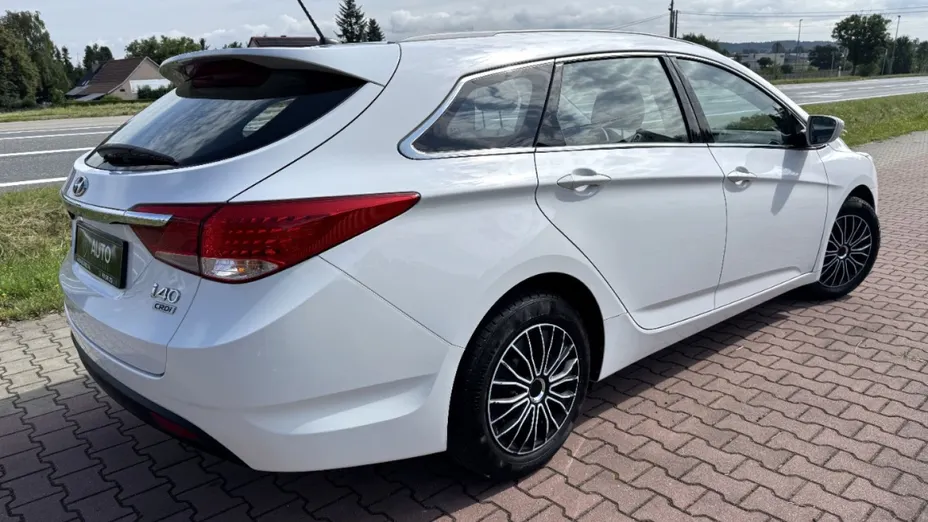 HYUNDAI i40 -