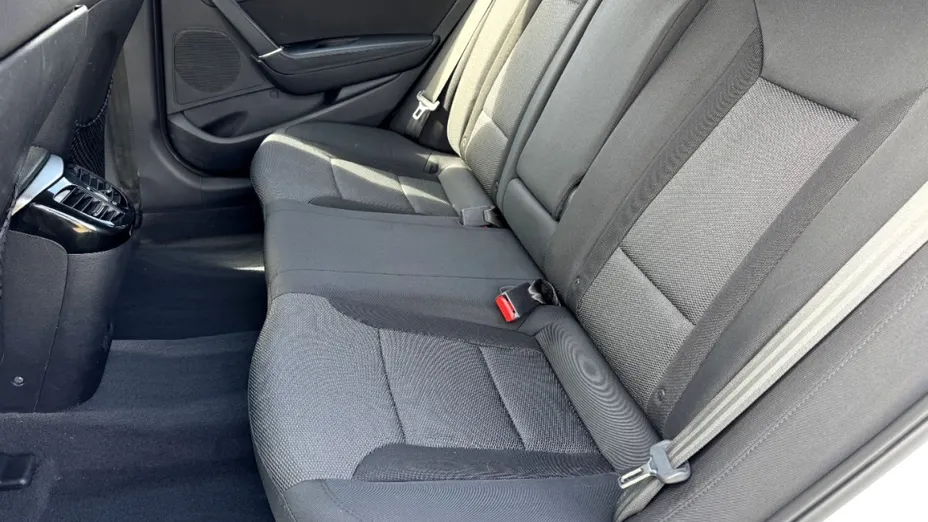 HYUNDAI i40 -